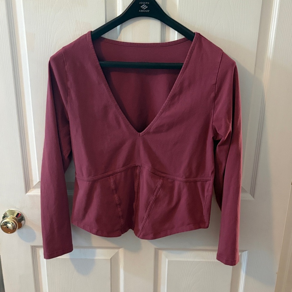 Torrid  V-Neck Long Sleeve Top in Dusty Rose
